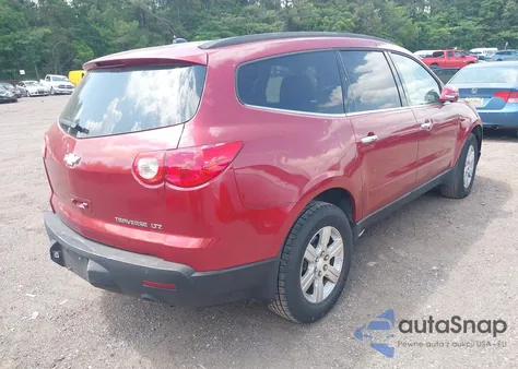 2012 Chevrolet Traverse 2Lt z USA, uszkodzony, nr VIN 1GNKRJED6CJ328478